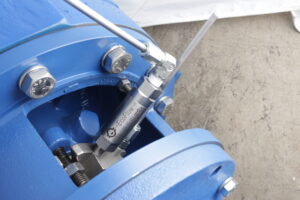 thermostatic mechanical seal support valve helps pumps